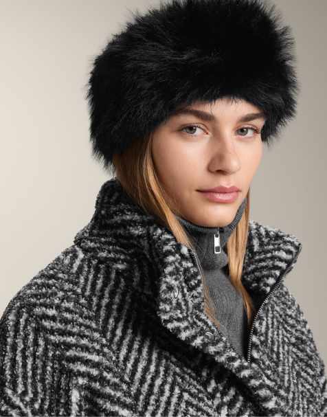 OYSHO 10cm hair effect headband in black - view 1