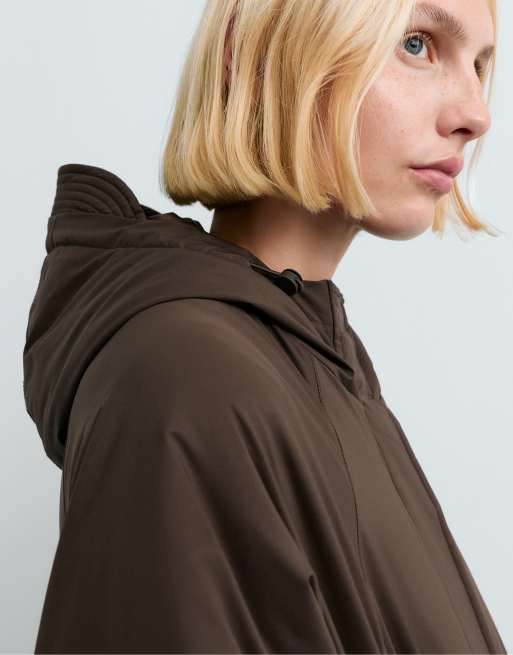 OYSHO 10k thindown® waterproof super extra-light long padded jacket in brown, 3 of 4