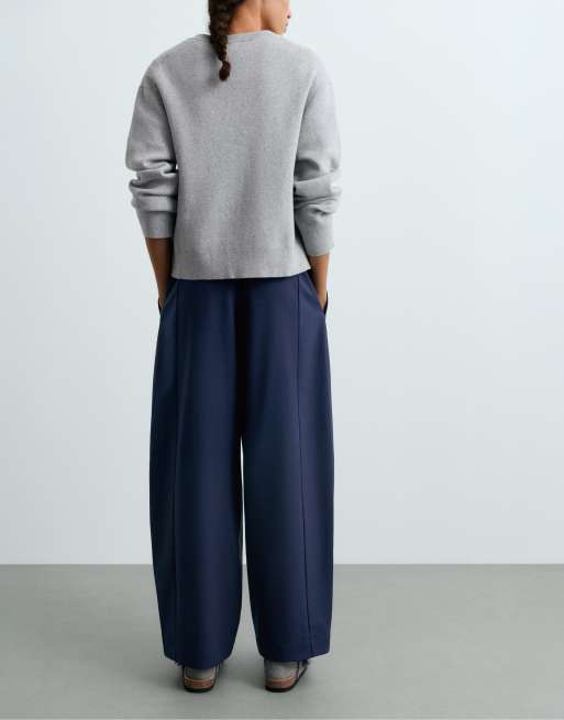 OYSHO 13% wool balloon trousers in navy, 4 of 5
