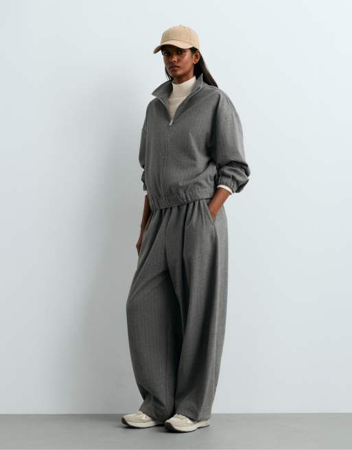 OYSHO 15% wool pinstripe balloon trousers in grey, 2 of 5