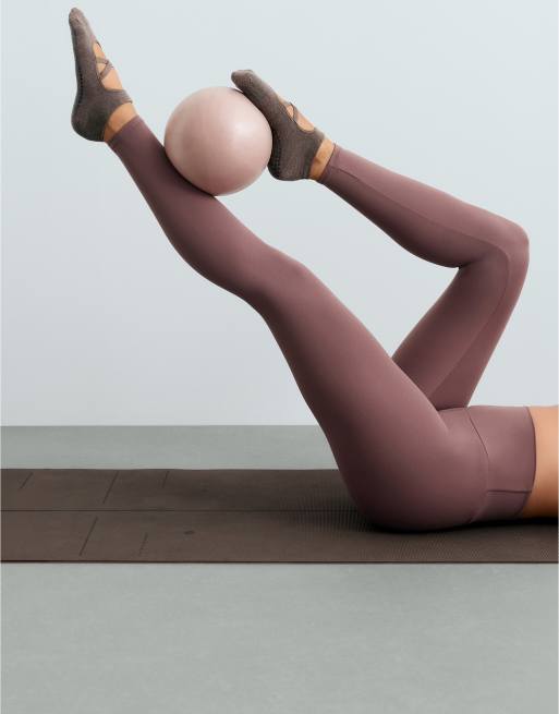 OYSHO 2 paia di calzini da yoga e pilates in misto cotone marrone, 2 di 4