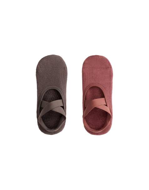 OYSHO 2 pairs of padded cotton blend yoga and pilates invisible socks with crossover straps in brown and red - view 1
