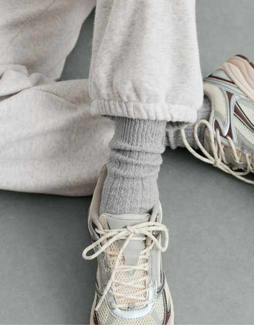 OYSHO 2 pairs of warm super-soft rib socks in pale grey melange, 3 of 5