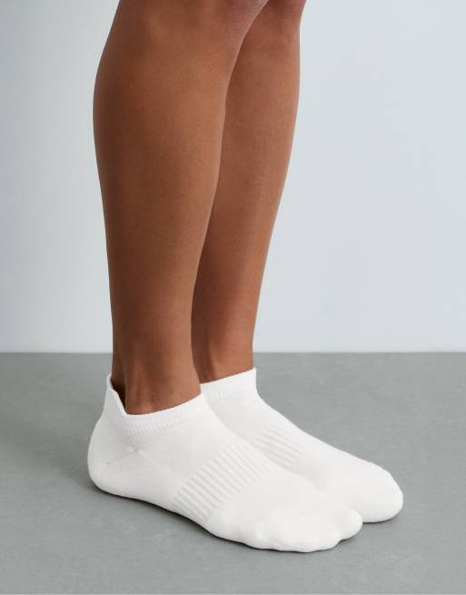 OYSHO 3 pairs of cotton blend sneaker socks with heel tab in purple, 2 of 4
