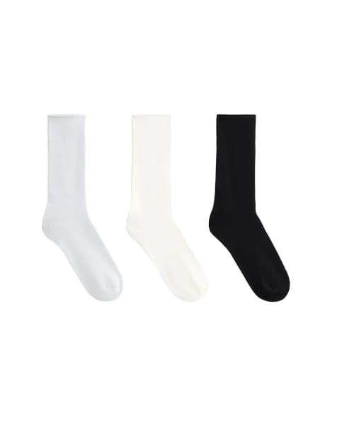 OYSHO – 3er-Pack klassische Socken aus Polyamid-Mix in Schwarz - view 1