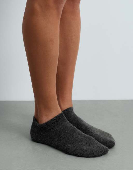 OYSHO 5 pairs of cotton blend sneaker socks in dark grey, 2 of 4