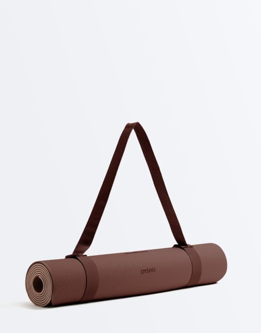 OYSHO 5mm yoga mat in burgundy, 2 of 3