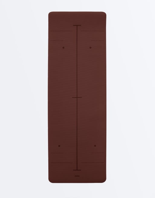 OYSHO 5mm yoga mat in burgundy, 3 of 3