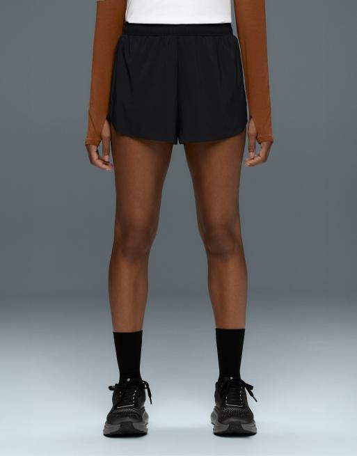 OYSHO 6cm low-rise technical shorts in black, 2 of 7