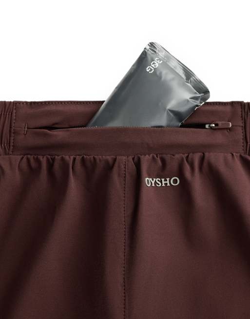 OYSHO 6cm tief sitzende Funktionsshorts in Braun, 7 von 7