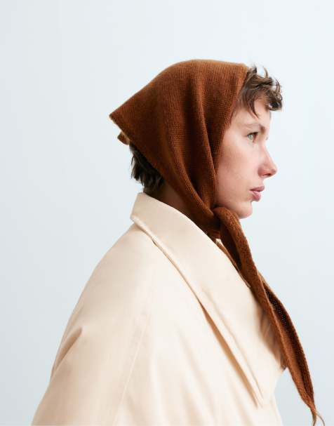 OYSHO 90 % Wolle 10 % Strick-Bandana in Braun - view 1