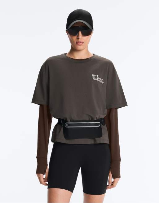 OYSHO Adjustable running belt bag in black, 2 of 7