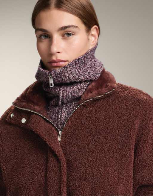 OYSHO Adjustable waist faux-shearling jacket in burgundy, 2 of 4