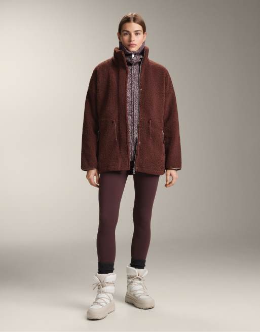 OYSHO Adjustable waist faux-shearling jacket in burgundy, 4 of 4