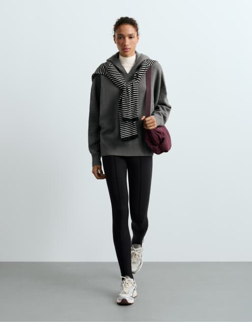 OYSHO Ankle-length high rise warm stirrup leggings in black, 2 of 6