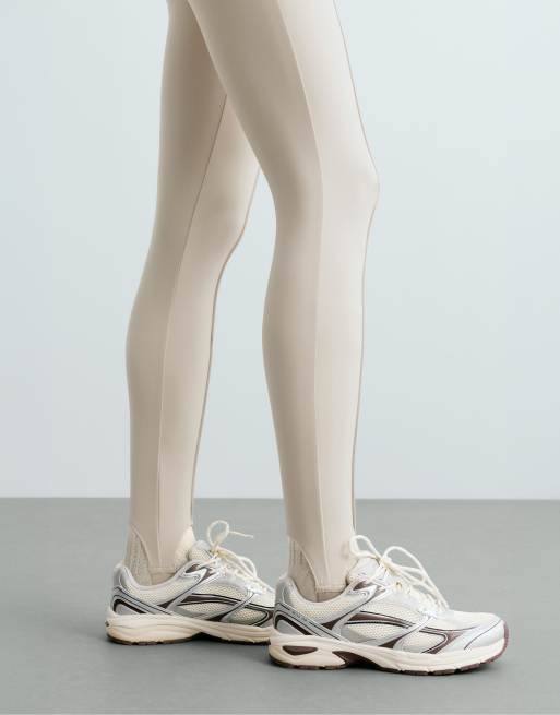 OYSHO Ankle-length high rise warm stirrup leggings in ecru, 3 of 6