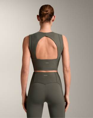 OYSHO - Ärmelloses, geripptes Tanktop aus Comfortlux in Military-Grün