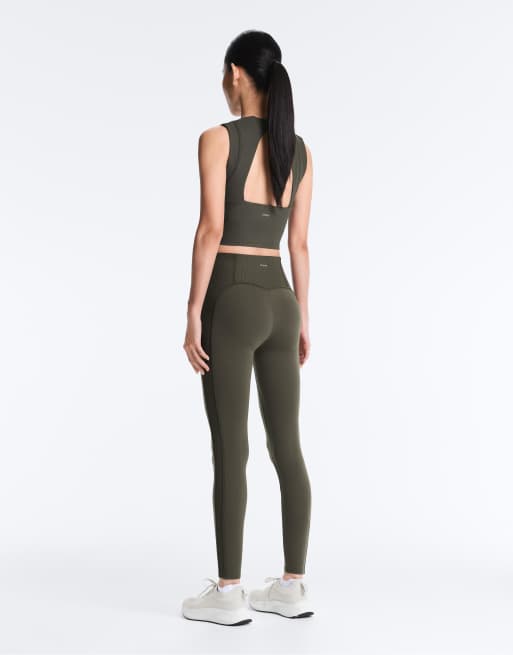 OYSHO – Ärmelloses, geripptes Tanktop aus Comfortlux in Military-Grün, 4 von 4