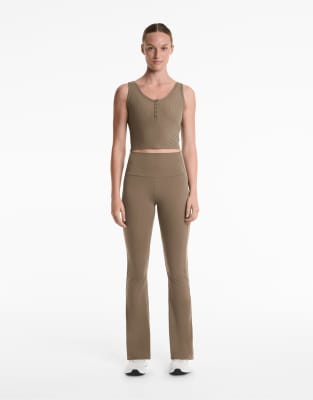 OYSHO - Ausgestellte, gerippte Hose aus Comfortlux in Grau mit hohem Bund