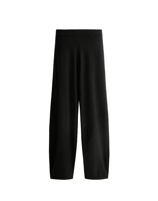 OYSHO Balloon fluid-knit trousers in black, 4 of 5