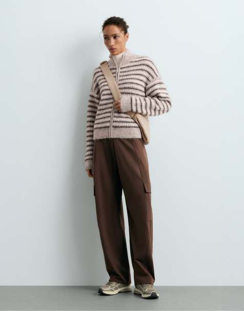 OYSHO Balloon high rise warm cargo trousers in brown - view 1
