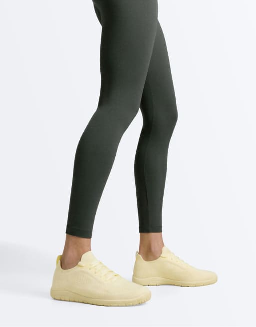 OYSHO - Barefoot - Sneakers sportive multi-attività gialle, 4 di 4