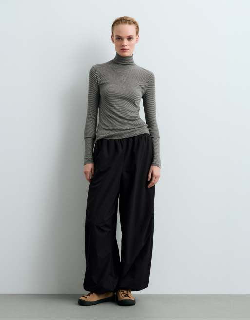 OYSHO Base layer high-neck striped rib t-shirt in black, 2 of 5
