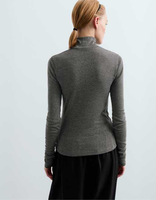 OYSHO Base layer high-neck striped rib t-shirt in black, 4 of 5
