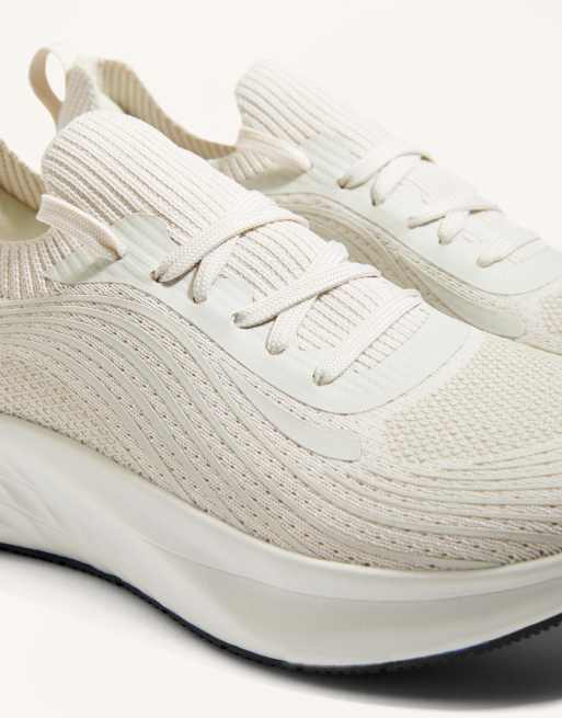 Oysho – Beige träningsskor för flera aktiviteter, 3 av 4
