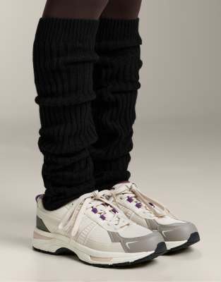 OYSHO - Beinstulpen aus Viskose-Mix in Schwarz