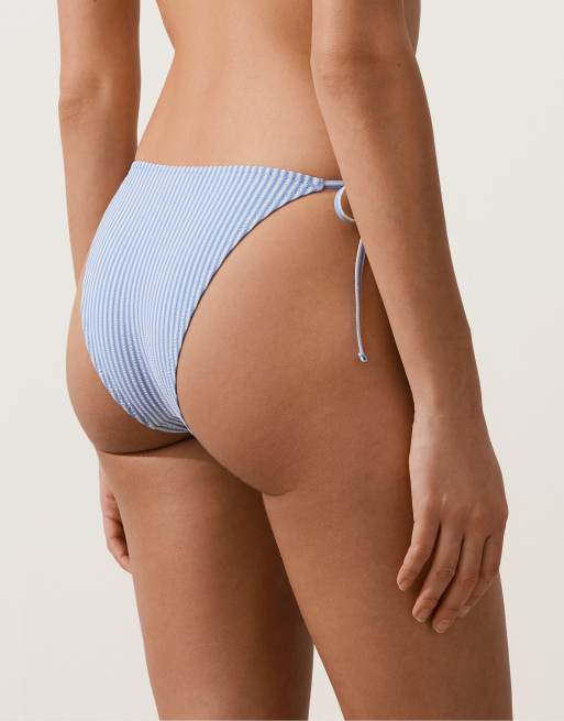 OYSHO - Blå bikini-briefs med medium dækning, bindebånd i siderne og teksturerede striber, 2 af 4