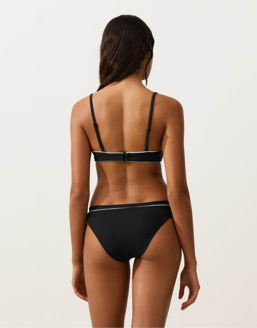 OYSHO Bow triangle bikini top in black, 4 of 4