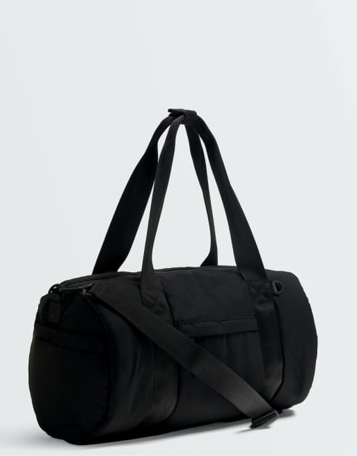 OYSHO Bowling design sport bag in black, 2 of 5