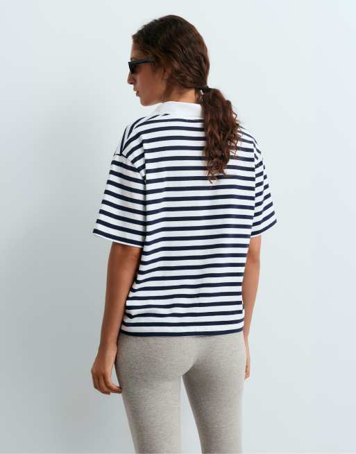 OYSHO Boxy short-sleeved polo neck cotton blend t-shirt in navy, 4 of 6