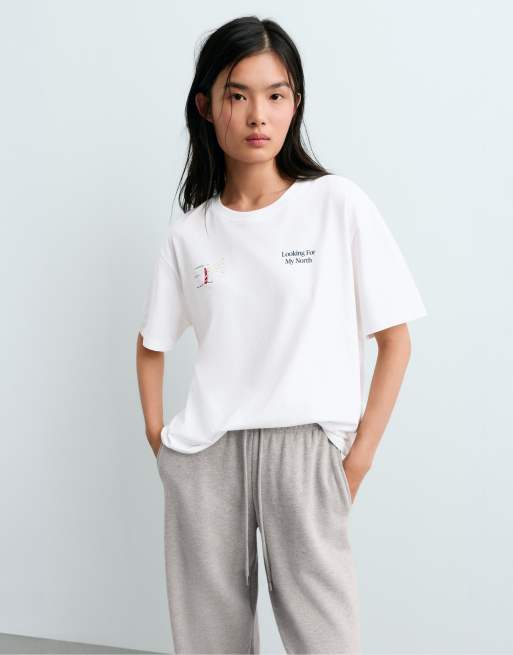 OYSHO Boxy T-shirt i bomuldsblanding med print i råhvid, 3 af 5