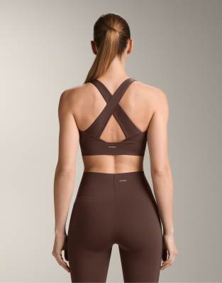 Brassière de sport maintien intermédiaire en tissu léger à bretelles croisées dans le dos - Marron foncé-Brown XS