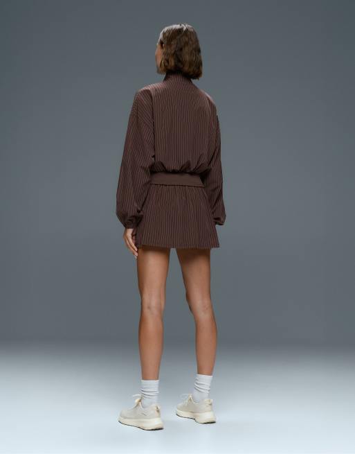 OYSHO – Brun, kritstrecksrandig, vattenavvisande jacka i techstil, 4 av 6