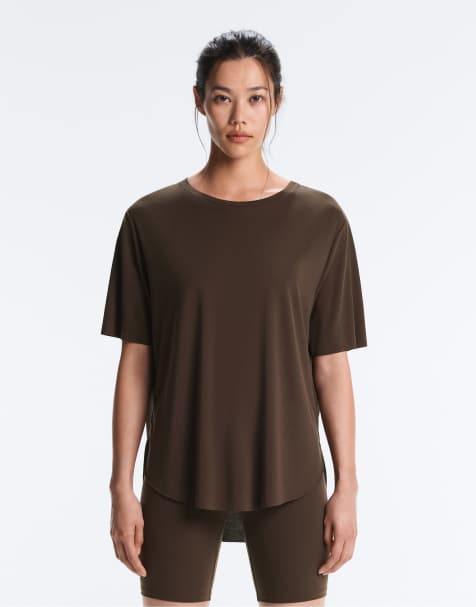 OYSHO - Brun T-shirt med korte ærmer og rund ryg i modalblanding - view 1