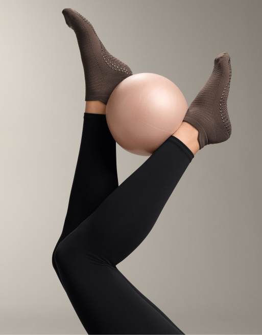 OYSHO – Bruna sneakerstrumpor för yoga och pilates i polyamid, 2 par, 2 av 4