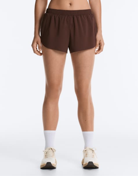 OYSHO - Brune tekniske 6-cm-shorts med lav talje - view 1