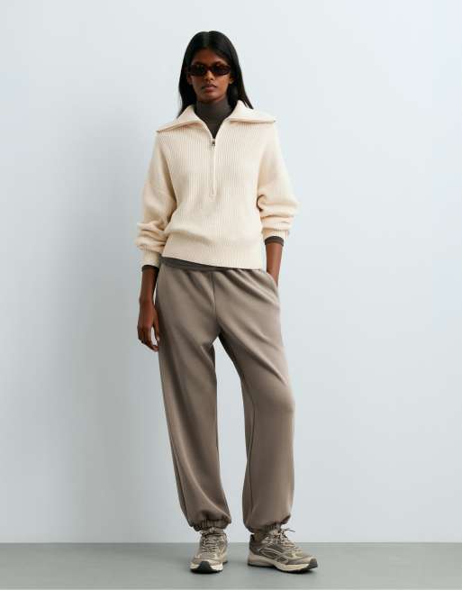 OYSHO Brushed modal joggers in brown, 2 of 6