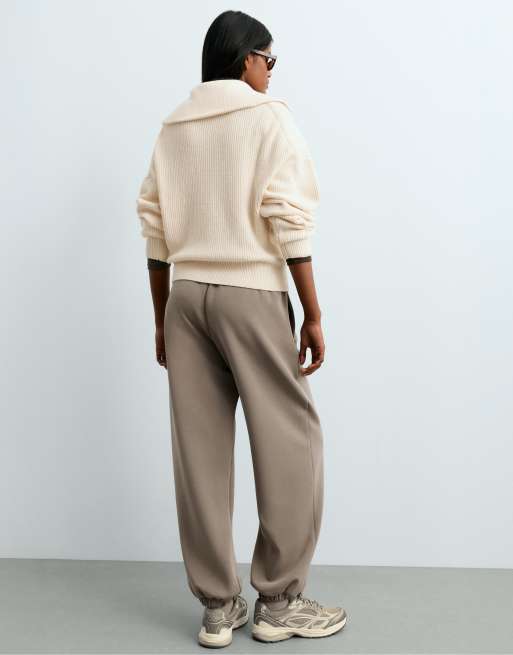 OYSHO Brushed modal joggers in brown, 4 of 6