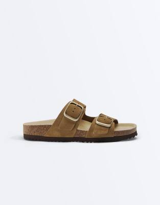  Buckle split-leather sandal in mole