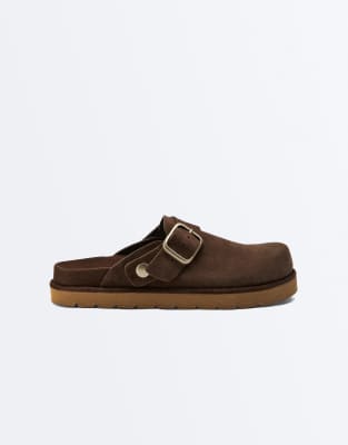  Buckled split-leather mules 