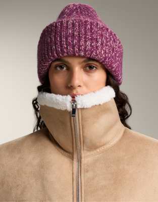 OYSHO - Burgunderrote Strickmütze in melierter Optik