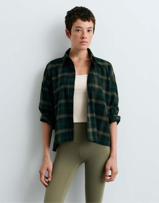 OYSHO camicia corta in cotone verde smeraldo, 2 di 4