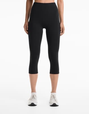 OYSHO - Capri-Leggings in Schwarz aus Polyamid mit Baumwoll-Haptik, 50 cm