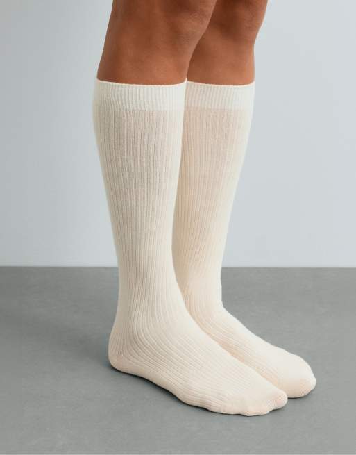 OYSHO Cashmere 17% long socks 61% modal in ecru, 2 of 5