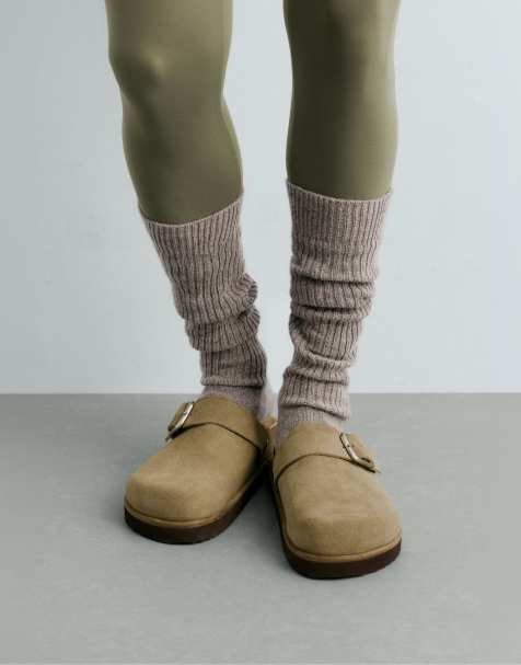 OYSHO cashmere 22% wool 10% long socks in brown - view 1
