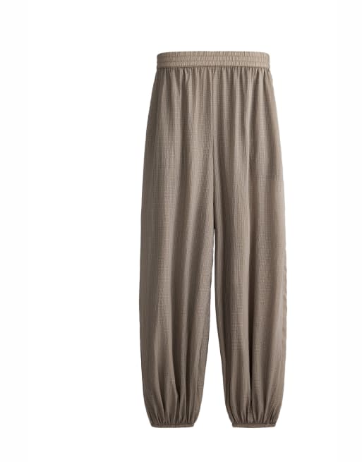 OYSHO Checked technical bloomer trousers in mink grey, 5 of 7
